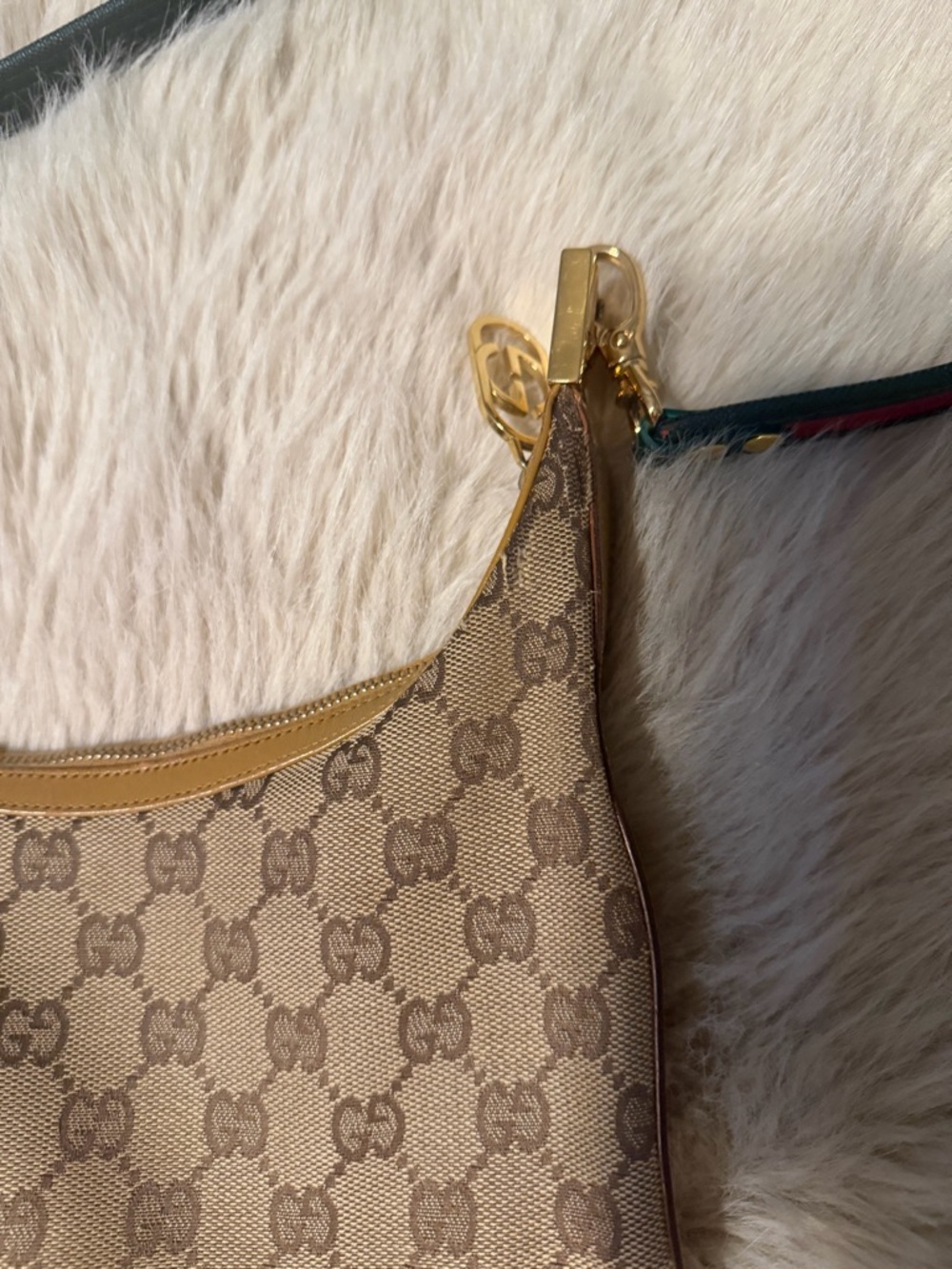 Gucci Beige GG Canvas Shoulder Bag with Green and Red Web Strap - Picture 10 of 16